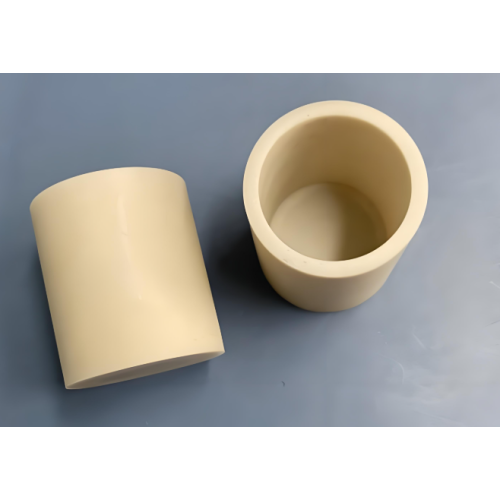 Високотемпературний керамічний тигель з нітриду алюмінію